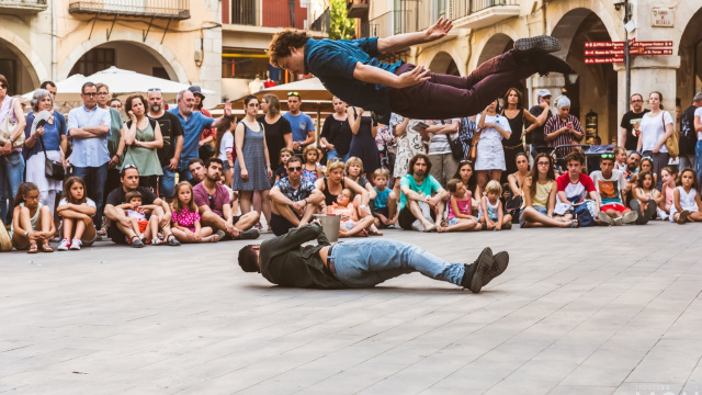 FESTIVAL OF HUMOUR, DANCE FIGUERES ES MOU