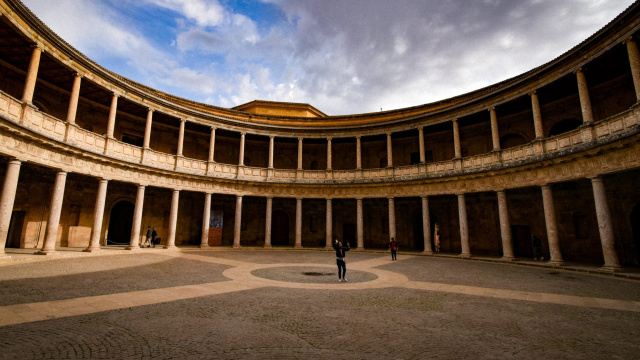 LA ALHAMBRA Y EL GENERALIFE