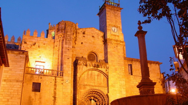 CATHEDRAL OF SAN MARTIÑO