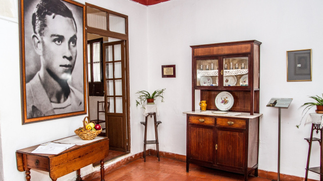 CASA – MUSEO DE MIGUEL HERNÁNDEZ