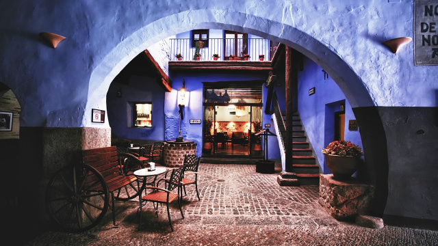 LA DOLORES, A UNIVERSAL CHARACTER