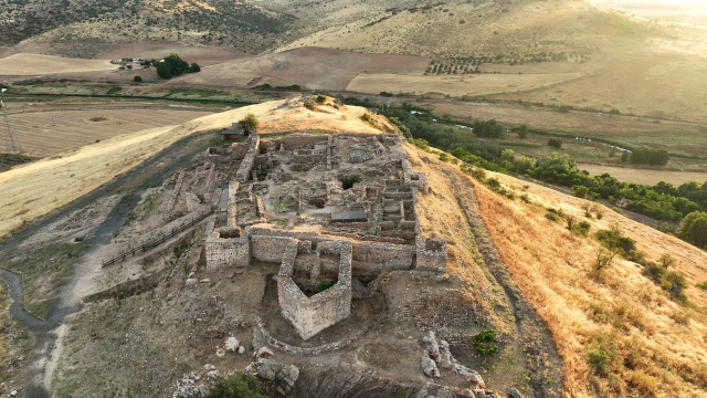 PARQUE ARQUEOLÓGICO Y ERMITA DE ALARCOS