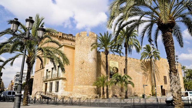 MUSEO ARQUEOLÓGICO Y DE HISTORIA DE ELCHE ALEJANDRO RAMOS FOLQUÉS
